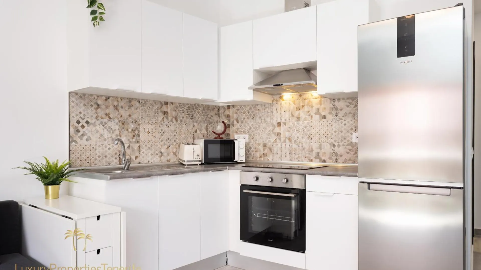 Casa Romania - Apartament Soare Armenime